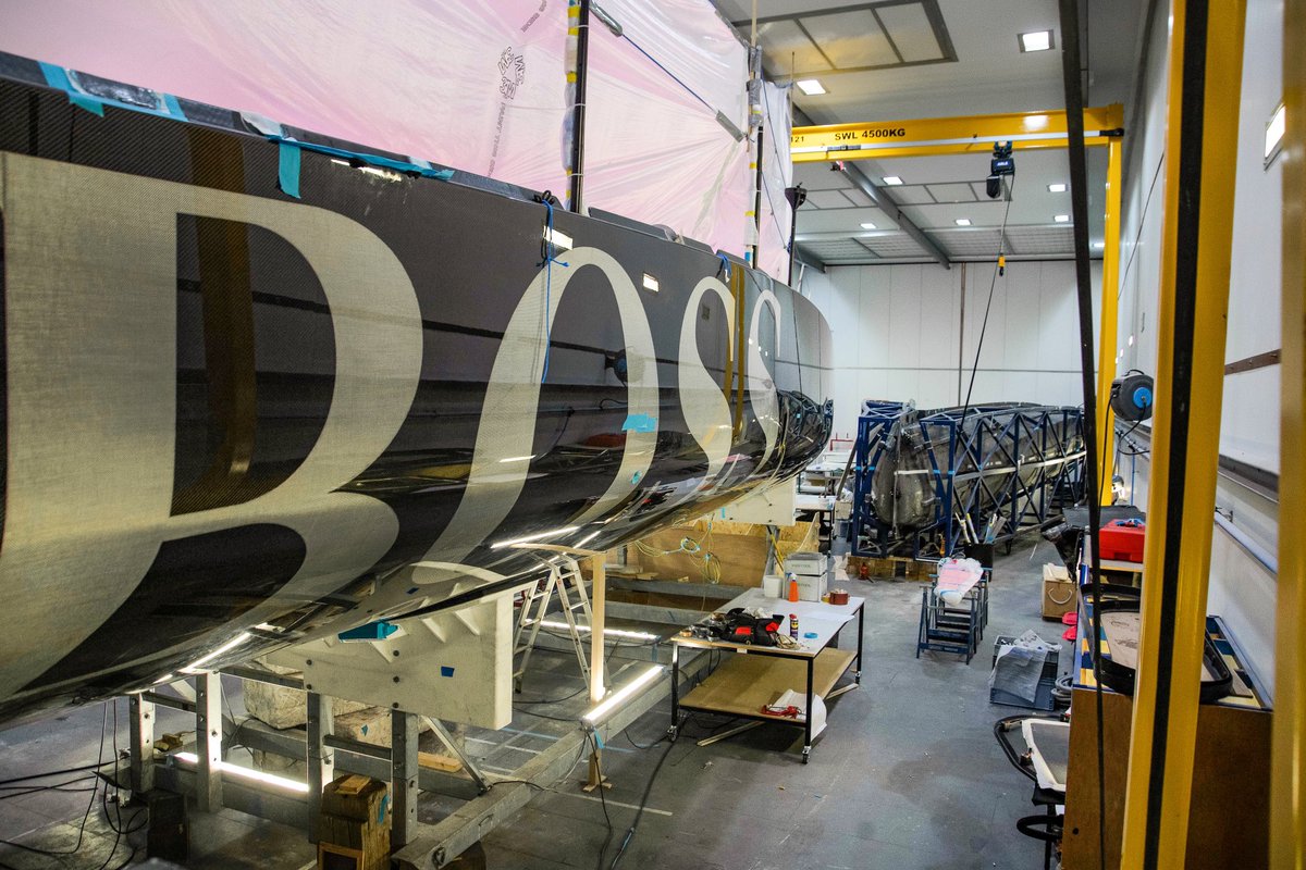 ATRacing99's tweet photo. Repairs to HUGO BOSS are progressing well, and we’re on track to be back on the water by March. 

😎👊

@ImocaGS @VendeeGlobeENG @VendeeGlobe #VendeeGlobe
#sailing #IMOCA #VG2020 https://t.co/5gE4S3Hv1V