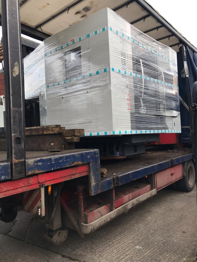 At MACH Machine Tools it’s what we love to see on a Monday morning. Another 1062HD VMC being delivered to a busy workshop. If you want to learn more about this machine or our complete range call us on 0117 9652706 or look us up at machmt.co.uk