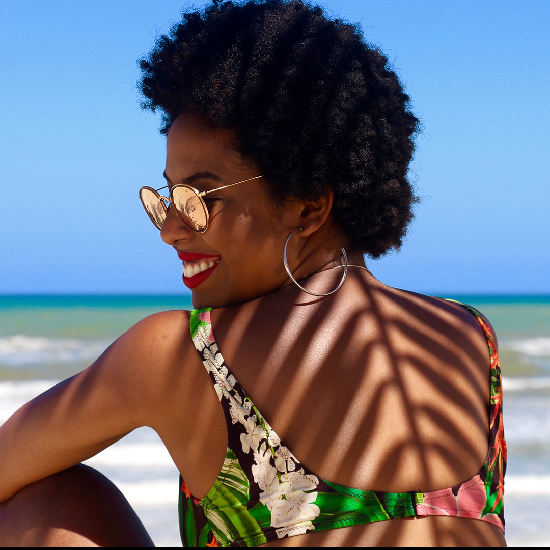 EasyWavesSA's tweet photo. Bad hair day? Beach, please. The all-new Easy Waves Moroccan Oil Boost It range with added argan oil is rich in Vitamin E and essential fatty acids keeping your hair nourished and tangle-free this #EasySummer. https://t.co/lTQ3YBRf9D