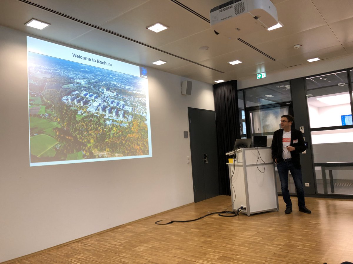 arne_raulf's tweet photo. #OpenVibSpec goes to Kick-off with the talk of Axel Mosig https://t.co/UoLMMiSPD6