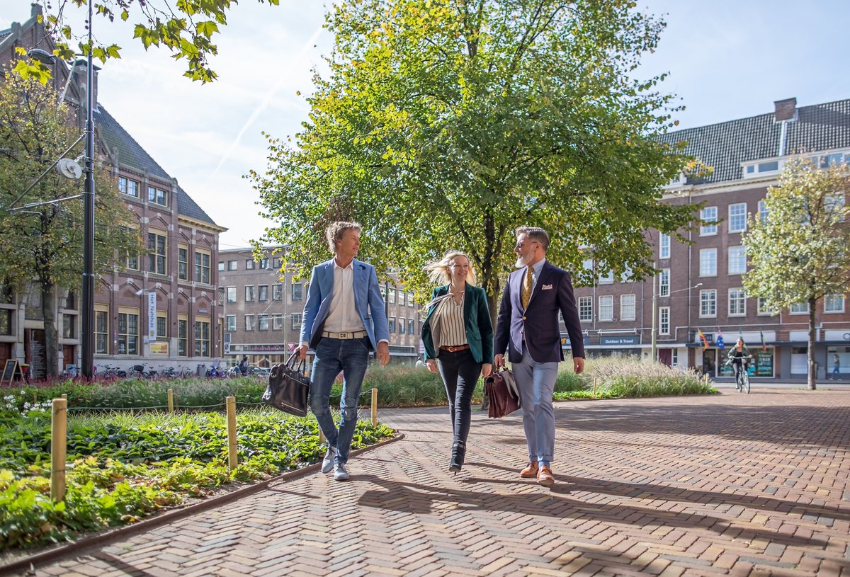 The Hague is the place to be en daar zijn we reuze trots op! 
Jij ook? Solliciteer dan nu!

partners.thehague.com/nl/vacatures/

#thisisthehague