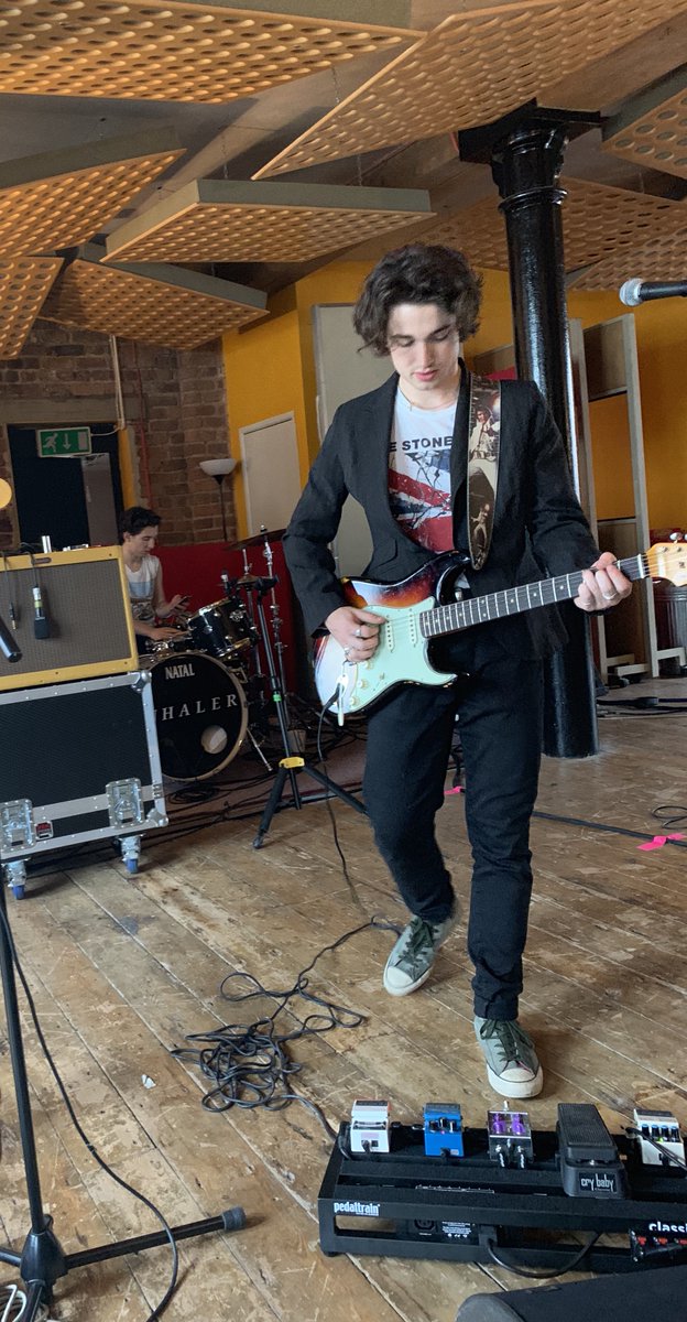 ElevatorStudios's tweet photo. Real pleasure to have had @InhalerDublin in the studio this weekend. The band start their headline UK tour on 12th February at @O2AcademyLpool. They sound amazing by the way!
#elevatorstudios #liverpoolmusicscene #liverpoolband #liverpoolstudio #liverpoolrecordingstudio https://t.co/HKAhz3ElbB