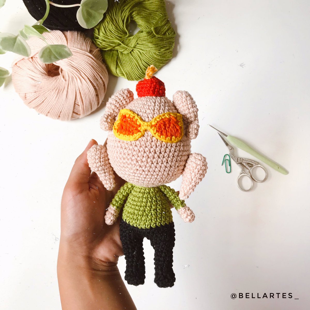 belladrade_'s tweet photo. • You love me! • 

Mônica Geller em amigurumi passando pra abençoar sua semana 💖 https://t.co/qZTyQTLxzi