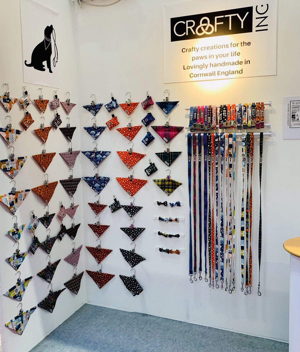 NEC again and this time it’s Hall 4 and crafts. Ian and Liz from Beautifully Handcrafted in Penryn, Marilyn from Jo Downs Glass, Cornishbirdinthesticks and Claire Tyack from Crafty Inc with beautiful dog accessories! All flying the flag for Cornwall