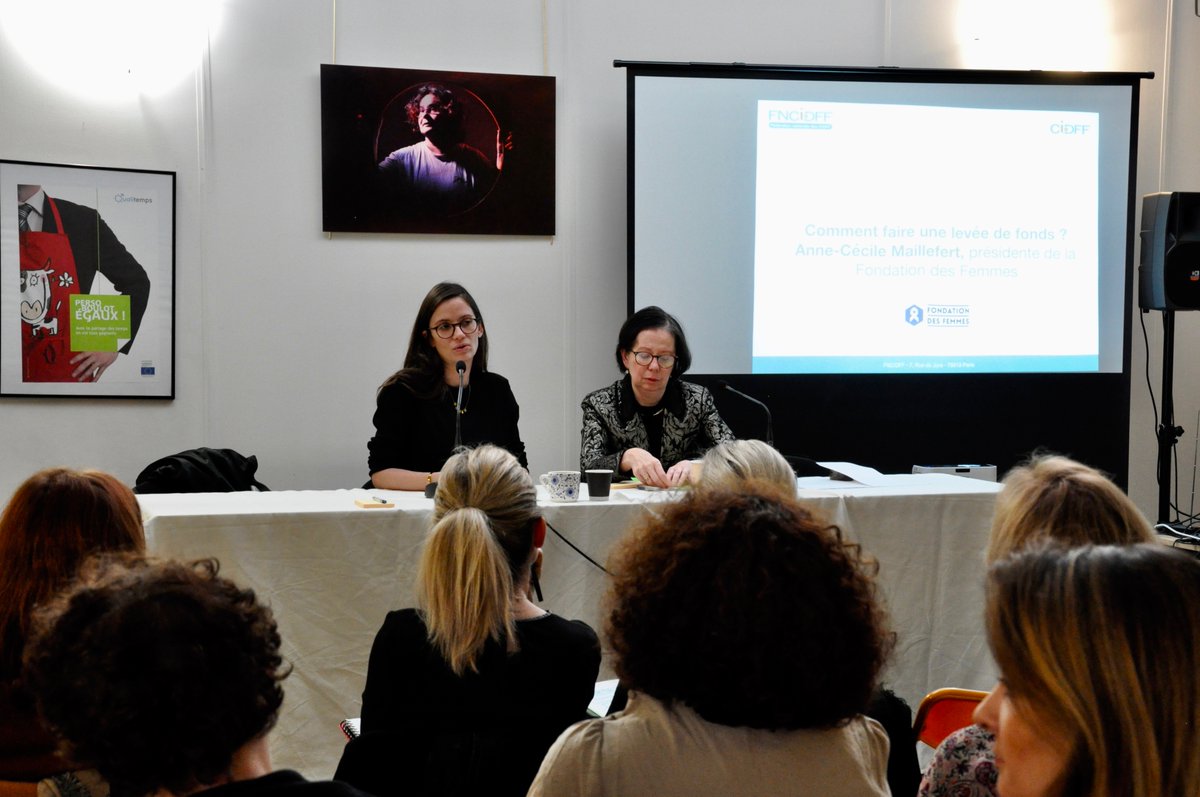 CIDFF_'s tweet photo. Intervention d'Anne-Cécile Mailfert, présidente de la Fondation des femmes, sur une levée de fonds. 

#CIDFF #FRCIDFF #FNCIDFF #EgalitéFH #JournéeDesDirections @Fondationfemmes @AnneCMailfert https://t.co/WKNc4lOJFo