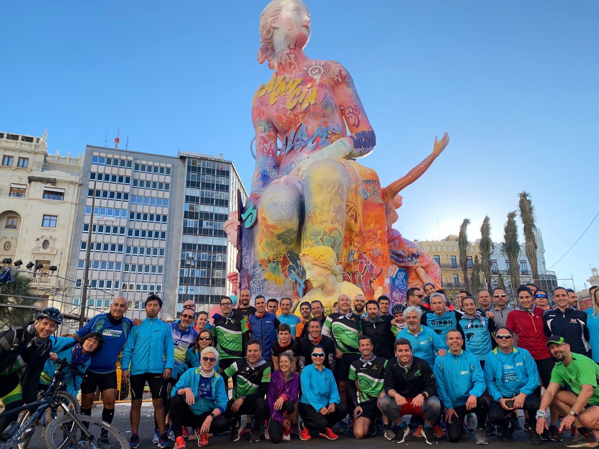 miguelgiron1975's tweet photo. En que en poco más de un mes tenemos el #EarlyRunningFaller 2020 . Id calentando motores!!! #RunFallas #buñuelosConChocolate https://t.co/PaaDl9NxOL