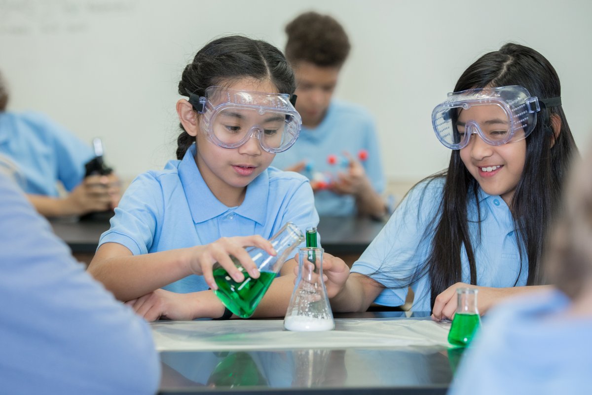 IA_ChemSafety's tweet photo. Every school in the UK is required to provide proper chemical safety measures to protect their employees, and most importantly, their students - your children
https://t.co/p2MBhkjLs0 https://t.co/wBH3w5auzU