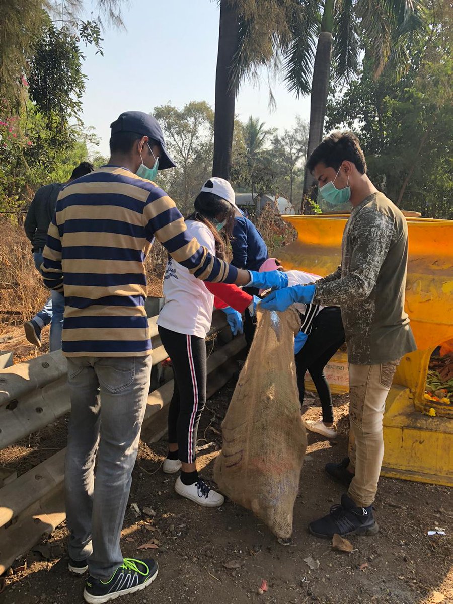 The cleanup drive is part of @teriin & @UNEP 🇮🇳's ongoing public campaign known as #RethinkPlastic which aims to motivate communities to reduce the usage of single-use plastic: bit.ly/2Unluuu