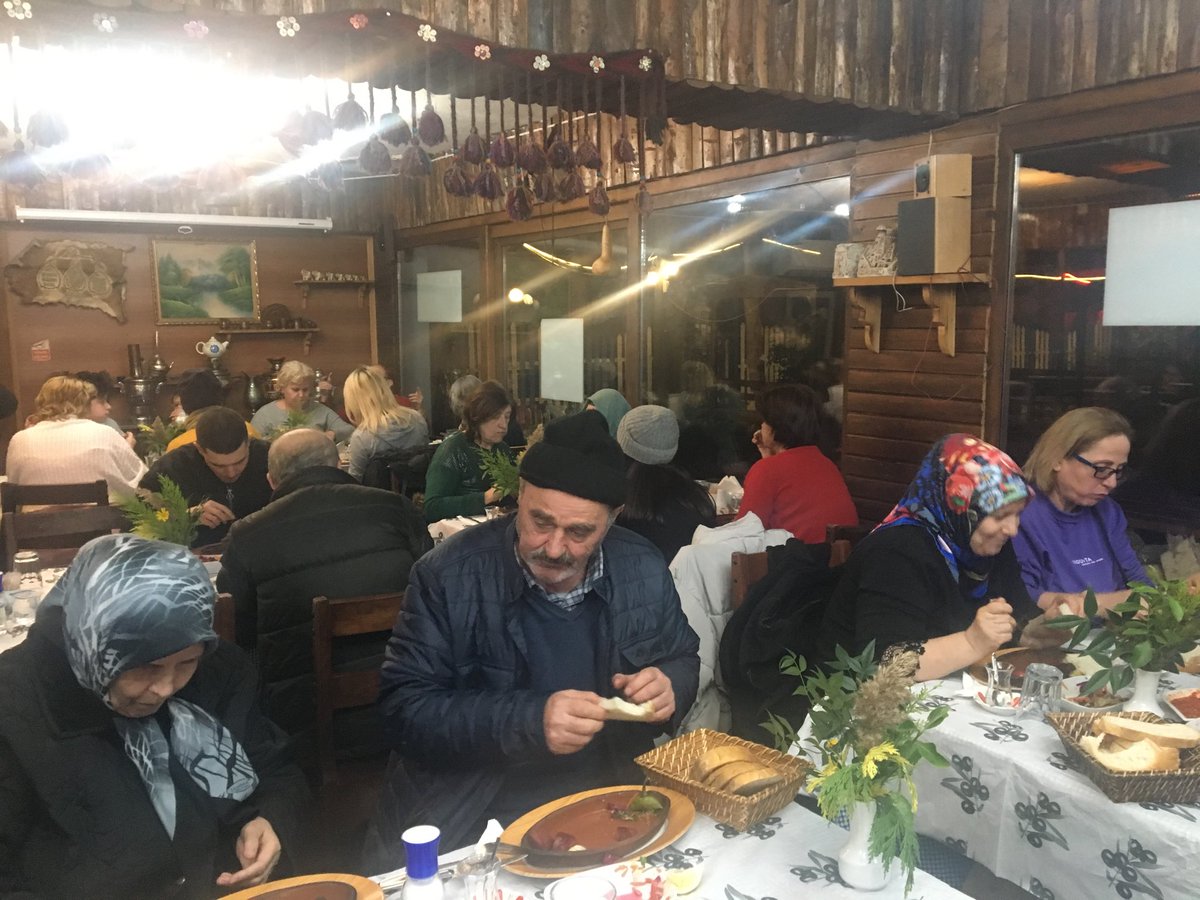 ErcanGencer's tweet photo. Birlik beraberliğin sembolü olan gezilerimizden kartepe gezisi https://t.co/ykQZoXeA49
