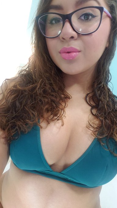 @chaturbate @ChaturbateGrls  Estoy en l&iacute;nea bebees 😈🤭 https://t.co/MMXKLsEa8t<a class="tags" href="/tag/chaturbate">@chaturbate</a><a class="tags" target="_blank" title="On Twitter" href="/?out=eyJ0eXAiOiJKV1QiLCJhbGciOiJIUzUxMiJ9.eyJpYXQiOjE3MjI5NzY2MzYsImlzcyI6InR3cG9ybnN0YXJzLmNvbSIsIm5iZiI6MTcyMjk3NjYzNiwiZXhwIjoxNzU0NTEyNjM2LCJyZWRpcmVjdF91cmwiOiJodHRwczovL3R3aXR0ZXIuY29tL0NoYXR1cmJhdGVHcmxzIn0._lT1beFayBEenSXOn62MpyfbVWpWFIn7PverJvSiWMfbC_p0HGlihCbnnKo0Oe9tEuMBvmLe7aHTZRzBlEmQaQ">@ChaturbateGrls</a><a href="/tag/porn"class="tags"><span>#porn</span></a><a href="/tag/rt"class="tags"><span>#rt</span></a><a href="/tag/blackfriday2019"class="tags"><span>#blackfriday2019</span></a><a href="/tag/blackfridaycolomb"class="tags"><span>#blackfridaycolomb</span></a>