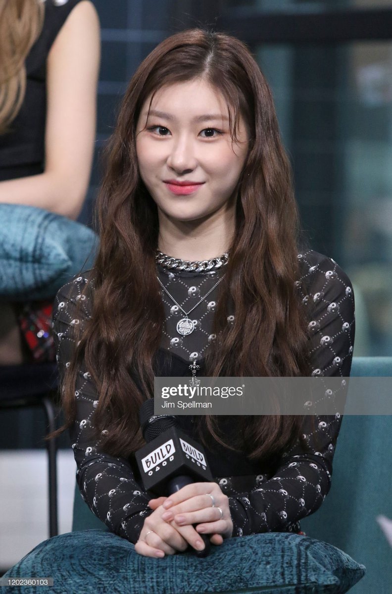 chaerypics's tweet photo. way too pretty https://t.co/lauk8Vjb4t