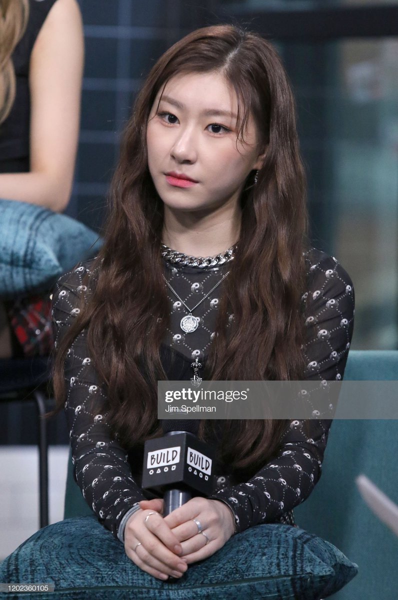 chaerypics's tweet photo. way too pretty https://t.co/lauk8Vjb4t