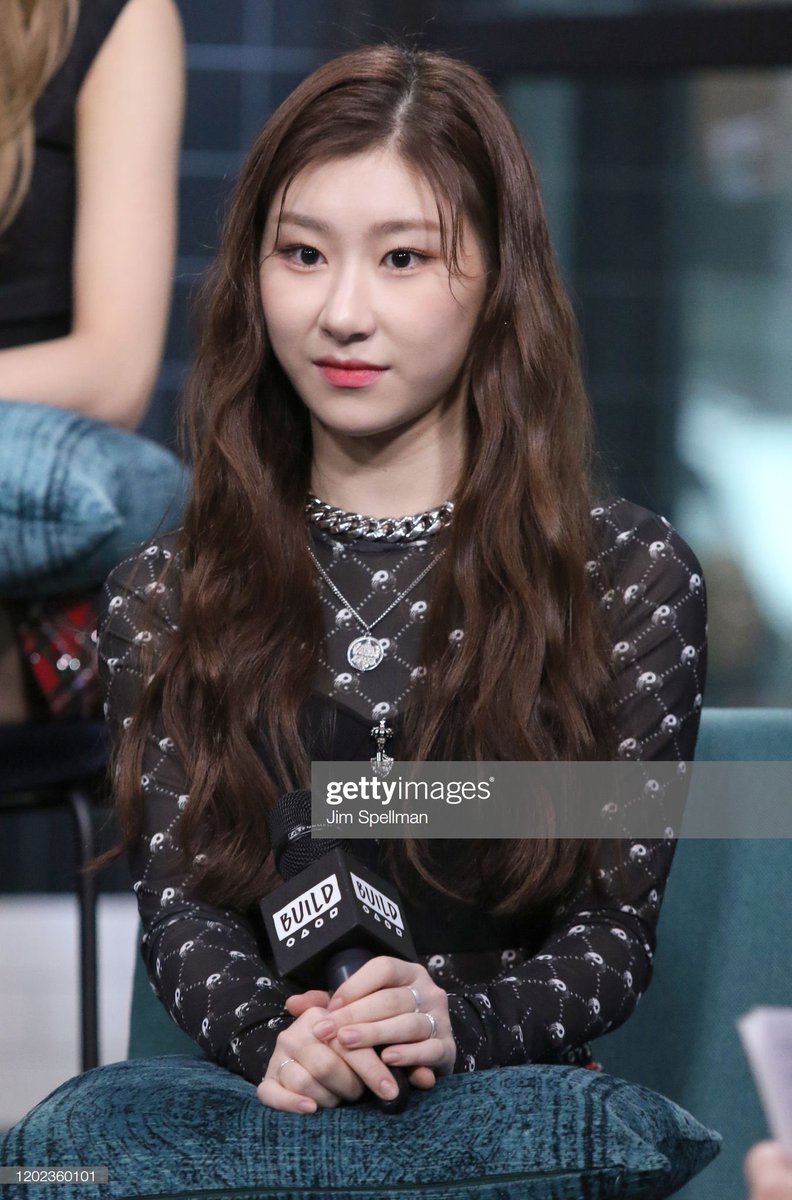 chaerypics's tweet photo. way too pretty https://t.co/lauk8Vjb4t