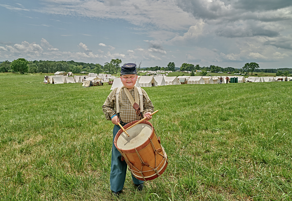 MsMcDonaldsBand's tweet photo. "Look, I'm famous!"  One of our 6th grade percussionists spends his summers as a Civil War Reenactor and found himself in the Library of Congress database!  Good job, Justin - way to represent our band!
https://t.co/V1aXli2bBF https://t.co/MYAOojuqEg
