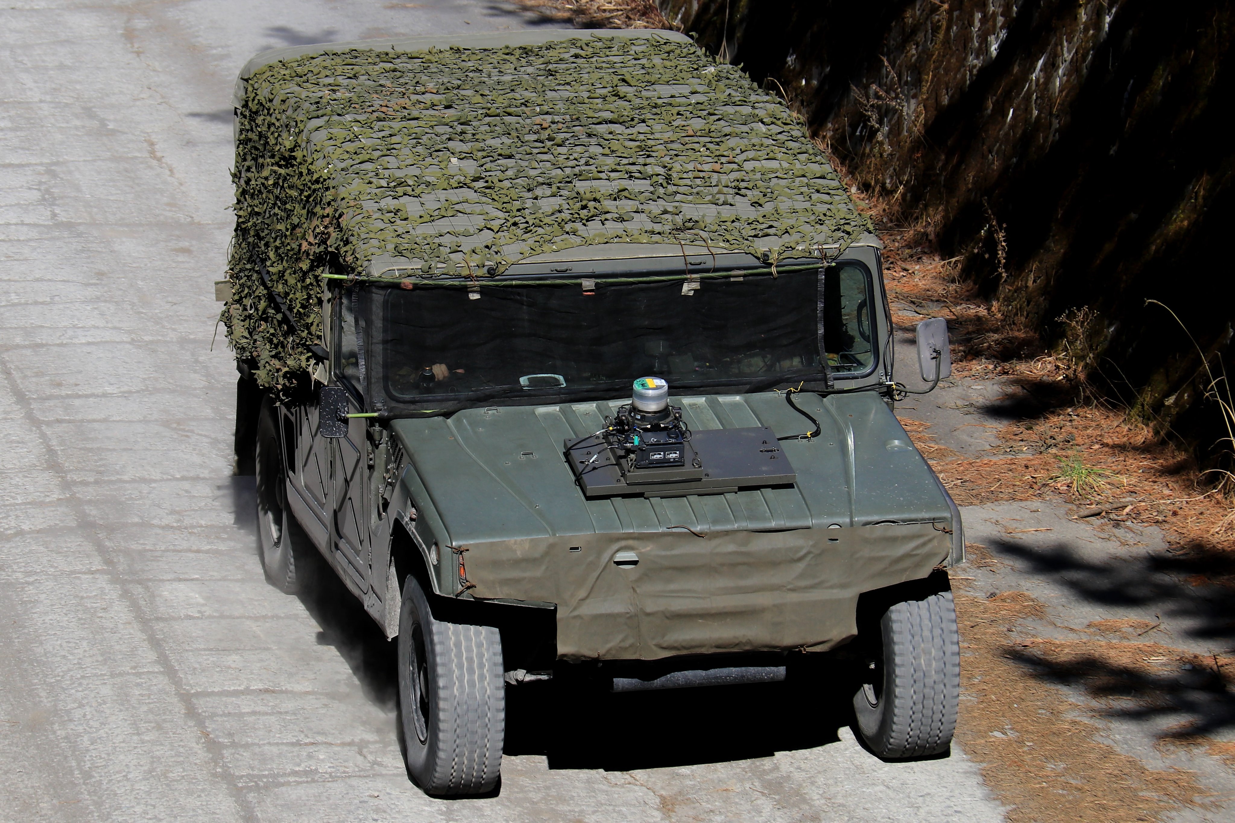 モノクローム 陸上自衛隊 高機動車ハマー陸自海自&SPデカール付属 限定品 絶版 プラモ日記 » 陸上自衛隊・高機動車 その5 デカール貼りと車輪の