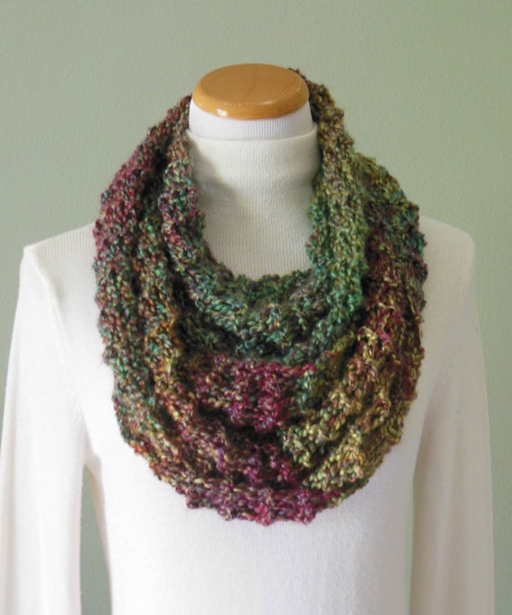 jvozsol's tweet photo. Multi Colored Infinity Scarf https://t.co/oec0wejRSm via @EtsySocial #etsymntt #handmade #infinityscarf #knitinfinityscarf https://t.co/0irw4iIZ5D