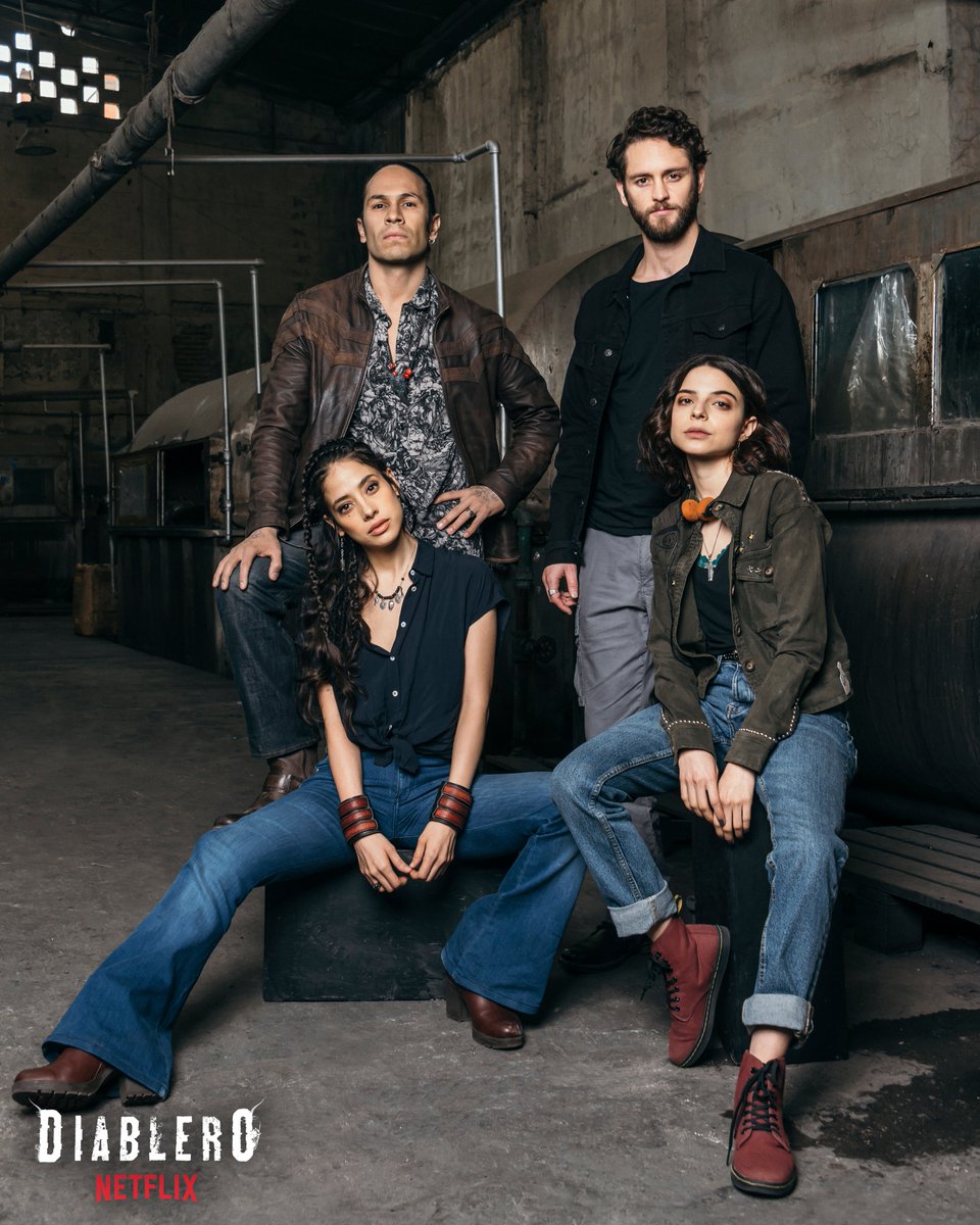 morenafilms's tweet photo. 😈😈 ¡Diableros! ¿Qué tal vais con la segunda temporada de @Dia6lero? ¿Cuál es el personaje que más os ha sorprendido hasta ahora? ¡Recordad que ya la tenéis en @NetflixLAT!

#Diablero #Diablero2 #Netflix #MorenaFilms https://t.co/ypWAMn3ILC