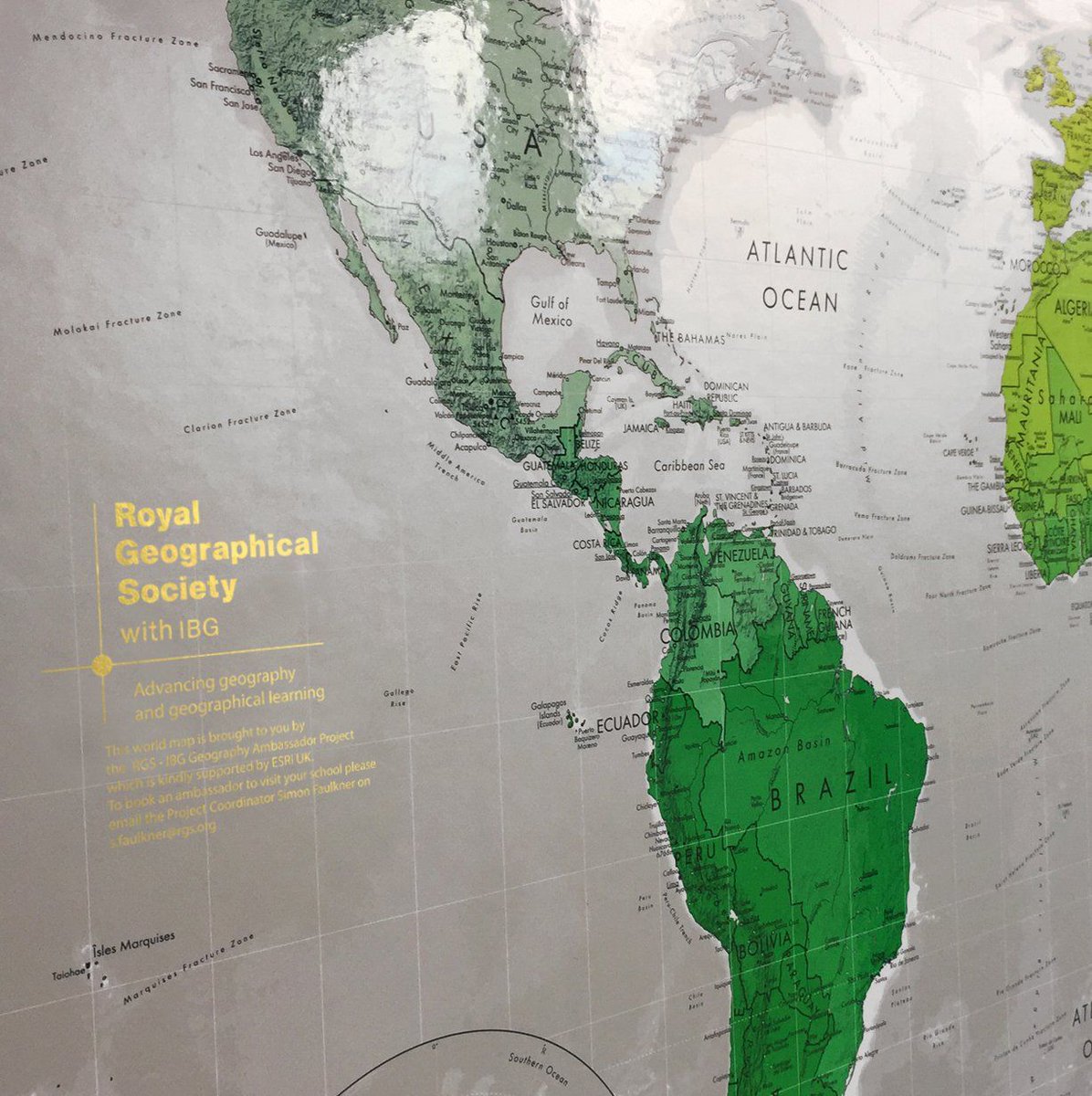 Futuremaps's tweet image. Did you know that we can personalise our maps with your logo of choice, to create a stunning branded gift for your clients or team?
Find out more about this service here &amp;gt; buff.ly/35Y8H5i
#brandedgifts
#mapgifts
#corporategiftideas