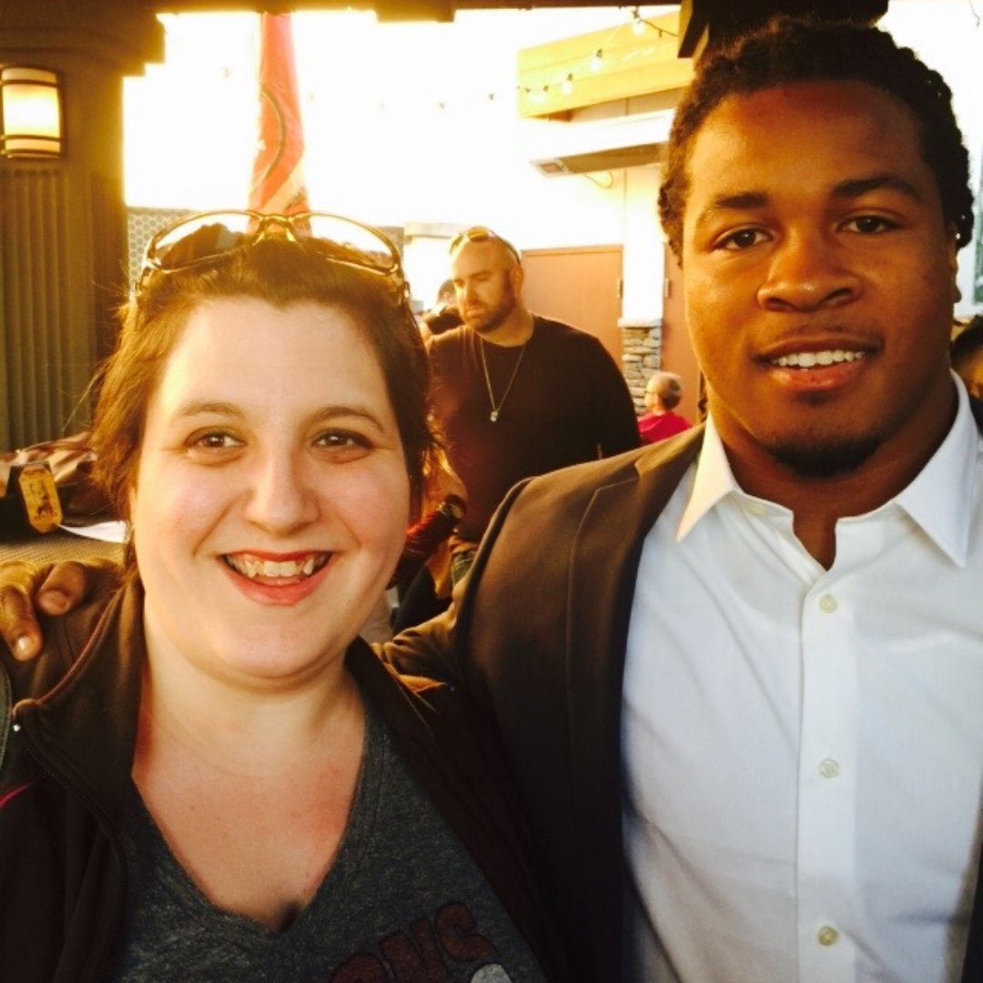 EmbraceBravery's tweet photo. If you know anything about me, you know I love football! And, I especially love the Florida State Seminoles &amp; the Atlanta Falcons! And, this is Devonta Freeman - he played for both of my teams!

Who is/are your team(s)? Who famous have you met? 
.
#football #seminoles #falcons https://t.co/S0I9of7oa6