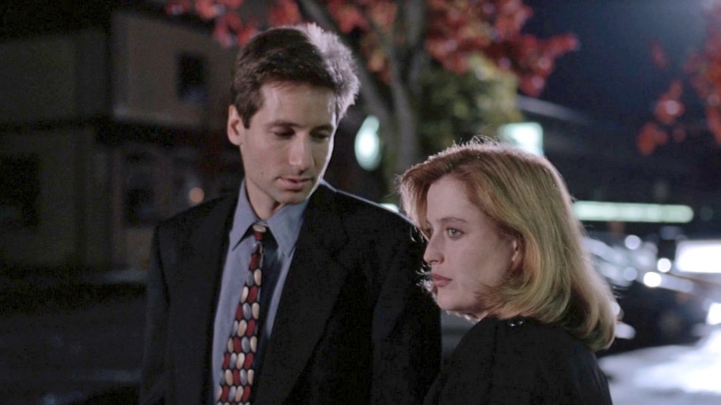 FabyTrustNo1's tweet photo. "Why don't you run along with the little wife?"
#TheXFiles #saveMSR #RedMuseum https://t.co/h4KmtRZVew