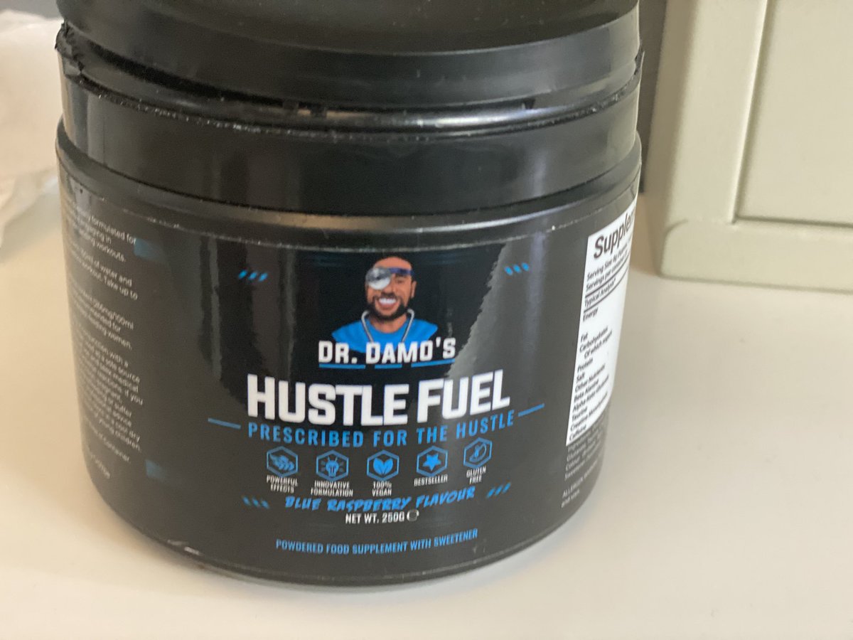 HustleFuel1's tweet photo. Energy ⛽️⛽️⛽️⛽️⛽️

HustleFuel https://t.co/bqgtiR6sKK