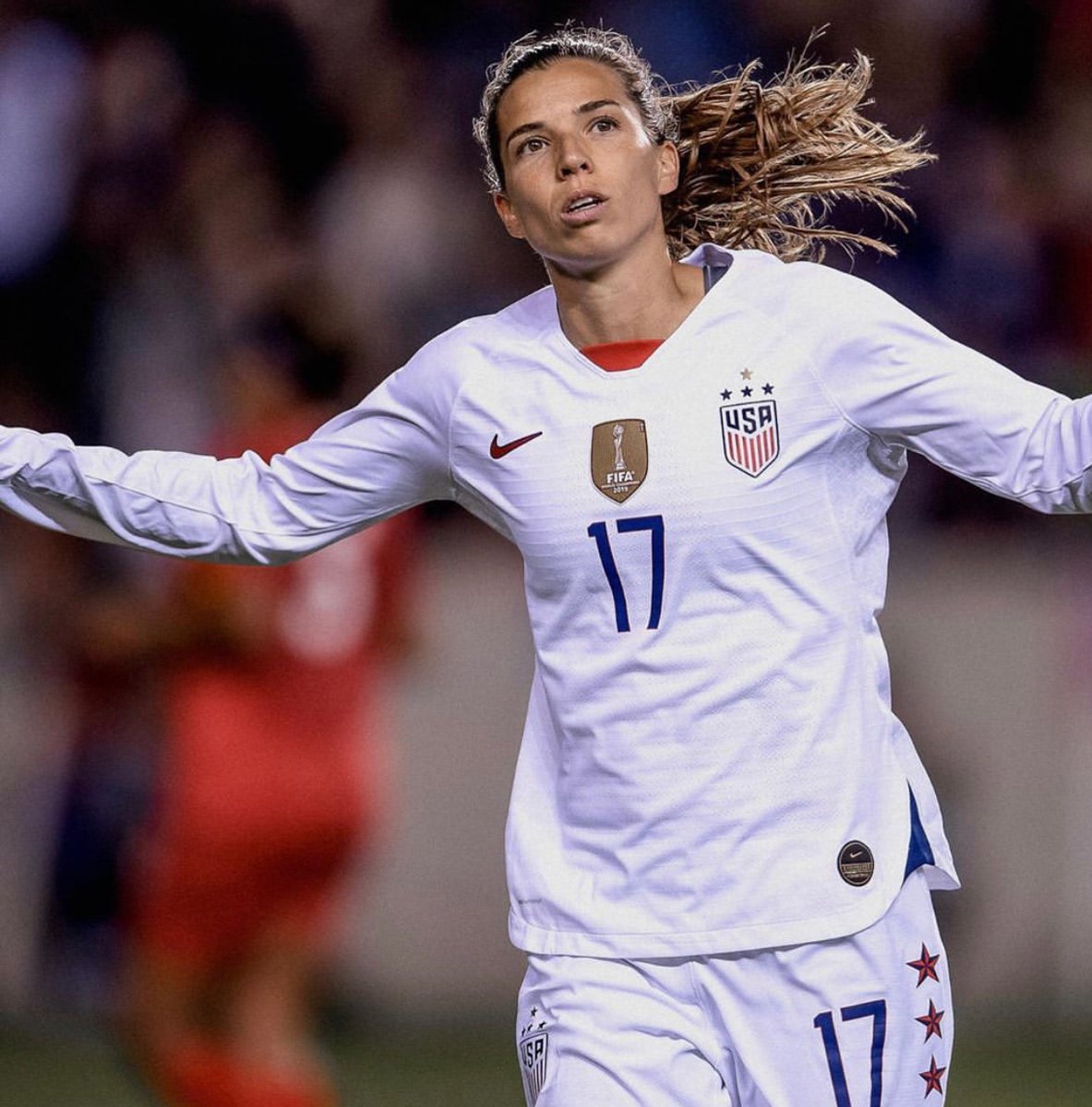th17nutmegqueen's tweet photo. Tobin Heath can get it
#shebae #hotbabe https://t.co/AnCFv7iVZ9