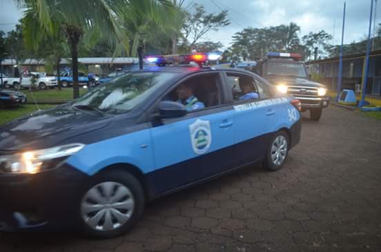 #Nicaragua

#SanCarlos|| 👮🏻‍♂️👮🏻‍♀️Policía Nacional da inicio al Plan de Seguridad Escolar 🧒🏻👧🏻📚en el departamento de Río San Juan, todas las fuerzas policiales estarán desplegadas en los diferentes centros educativos.

<a href="/vppolicial/">Visión Policial Nicaragua</a> @p_rtinez <a href="/EdithTatiana13/">Edith Tatiana 👑💋💥💫🌻</a> <a href="/taniasandinista/">TaniaSandinista</a> <a href="/TPU19J/">Tropa Digital Pablo Úbeda🇳🇮</a>