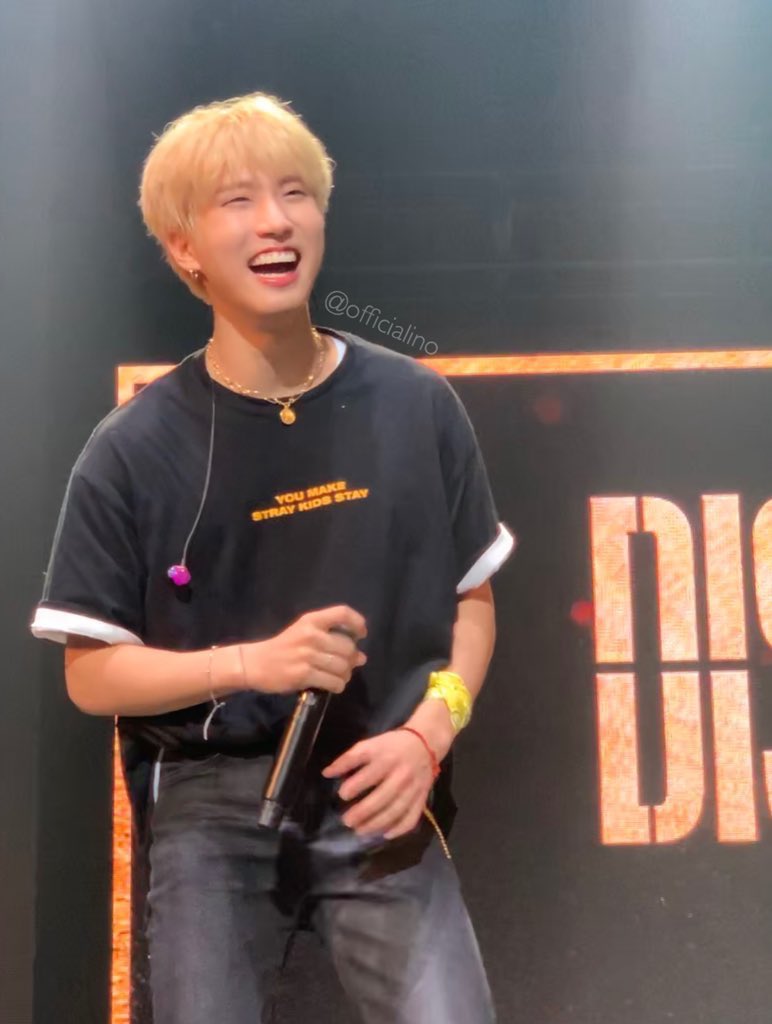 — day 34pe class was cancelled so i got some extra rest! i had my first long exam in uni a while ago, i think i did well :D it wasn’t difficult so i’m pretty confident :) i seriously love these photos of you, you’re glowing and happy. i hope you had fun today! i love you ♡