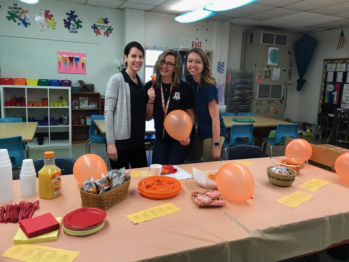 BParkElemAACPS's tweet photo. Orange week at BPES to start the 2nd Quarter. Just spreading the positive and closing gaps at BPES.
#aacpsawesome https://t.co/zLiTtq6aZD