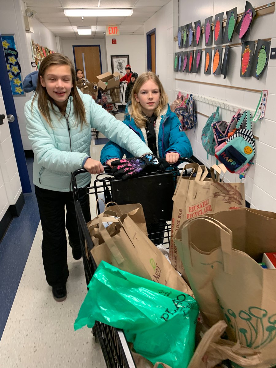 PattonStC's tweet photo. A special thank you to these Student Council kids who helped to load and deliver FOUR CARLOADS of food to the shelter at @JourneysRoad . Fantastic job Panthers! @AHSD25Patton https://t.co/ERlna0EPGr
