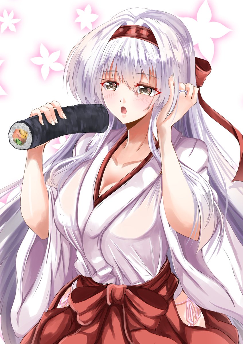 セッツブ～ン翔鶴さんが恵方巻をもぐもぐ
#翔鶴
#艦これ
#節分 