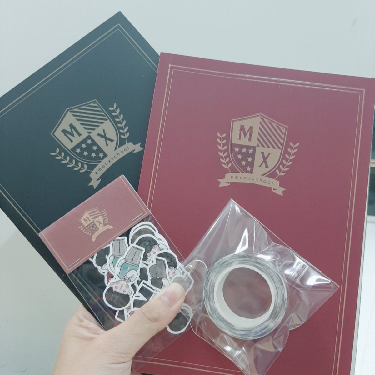 Hun'เน่ tweet media