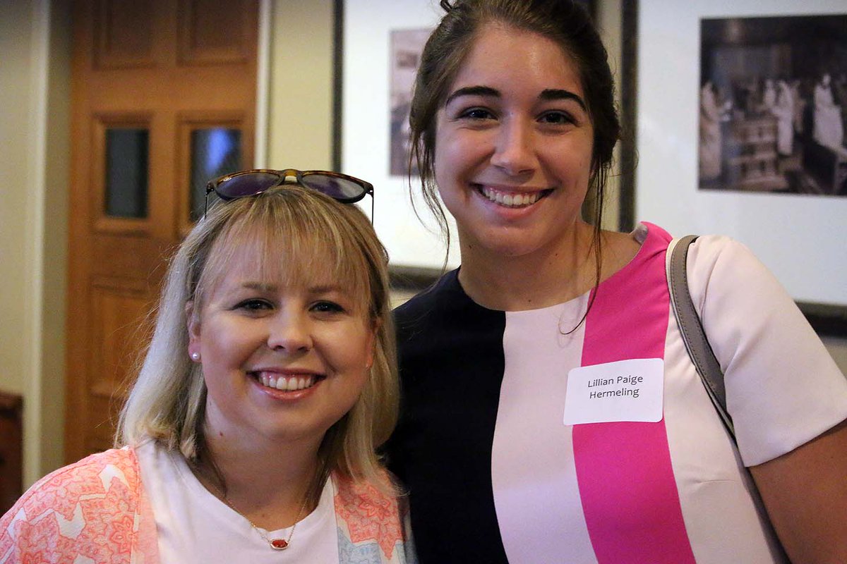 We love and appreciate our Academic Coaches! We are thankful for how much time they take out of their day to lead the Fellows on their teams. Comment below what your favorite thing is about your Academic Coach!