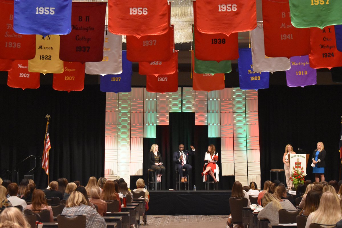 AlphaChiOmegaHQ's tweet photo. Registration for convention is coming! This summer join us Baltimore and Explore New Horizons! Just as ships use the Baltimore harbor to refuel &amp; reenergize before heading back to sea, we invite you to come refocus &amp; recommit your engagement to Alpha Chi Omega! #ExploreAlphaChi https://t.co/lwnWcNsRJf