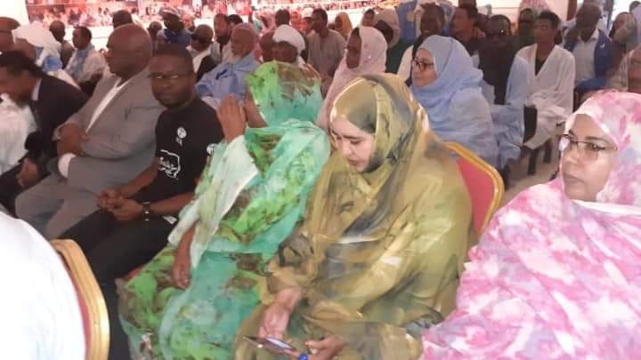 MASEF68949550's tweet photo. السيدة الوزيرة الدكتورة نن كان تشرف هذه اللحظات على افتتاح حفل تخليد الذكرى السابعة والستين لليوم العالمي للمجذومين تخت شعار " الكشف المبكر عن الجذام  لمنع الإعاقة المعيقة".بالتعاون مع الجمعية الموريتانية لرعاية المعاقين بالجذام. https://t.co/zoolbqGSqW