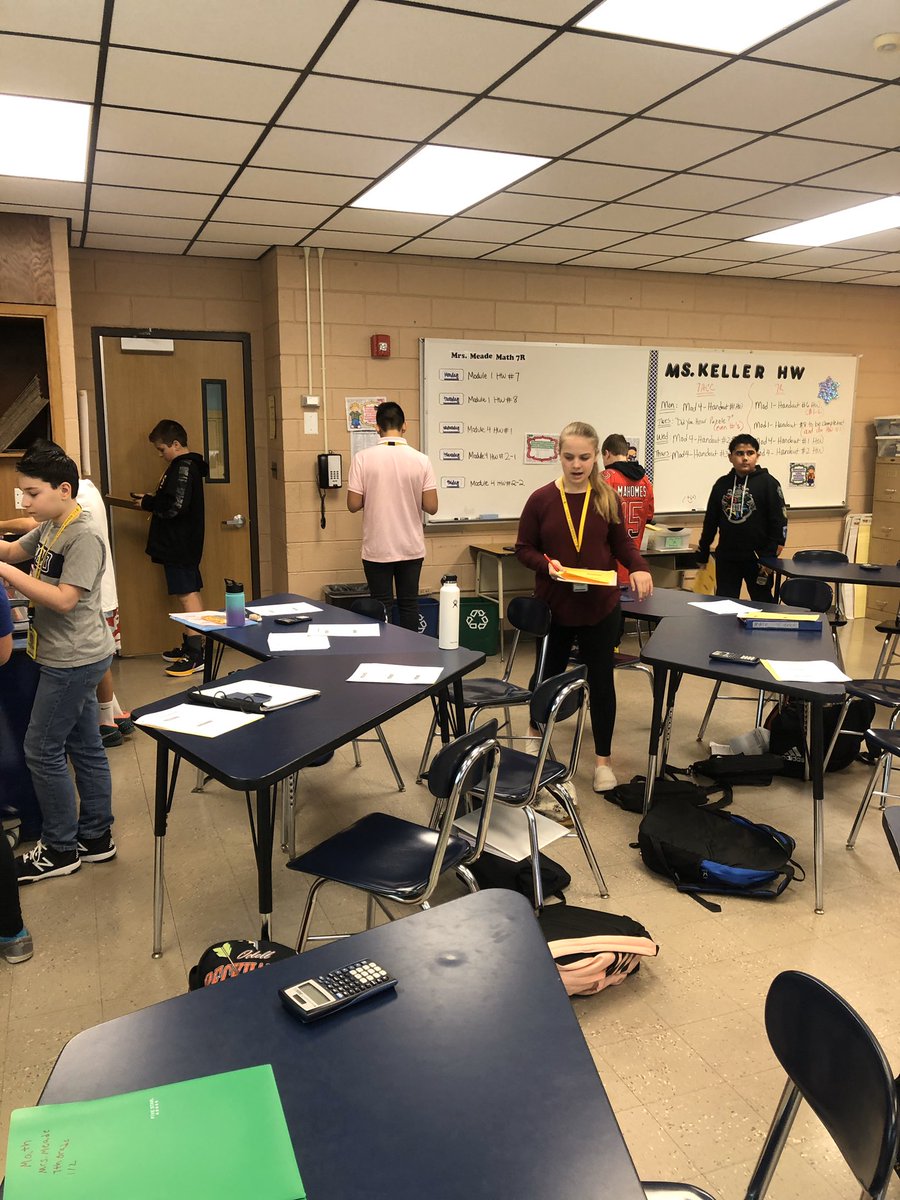 mrsmeade_math's tweet photo. Students worked on a percent rotation on Friday. Excited to continue our percent discussion this week! https://t.co/XIsyVGaSiI