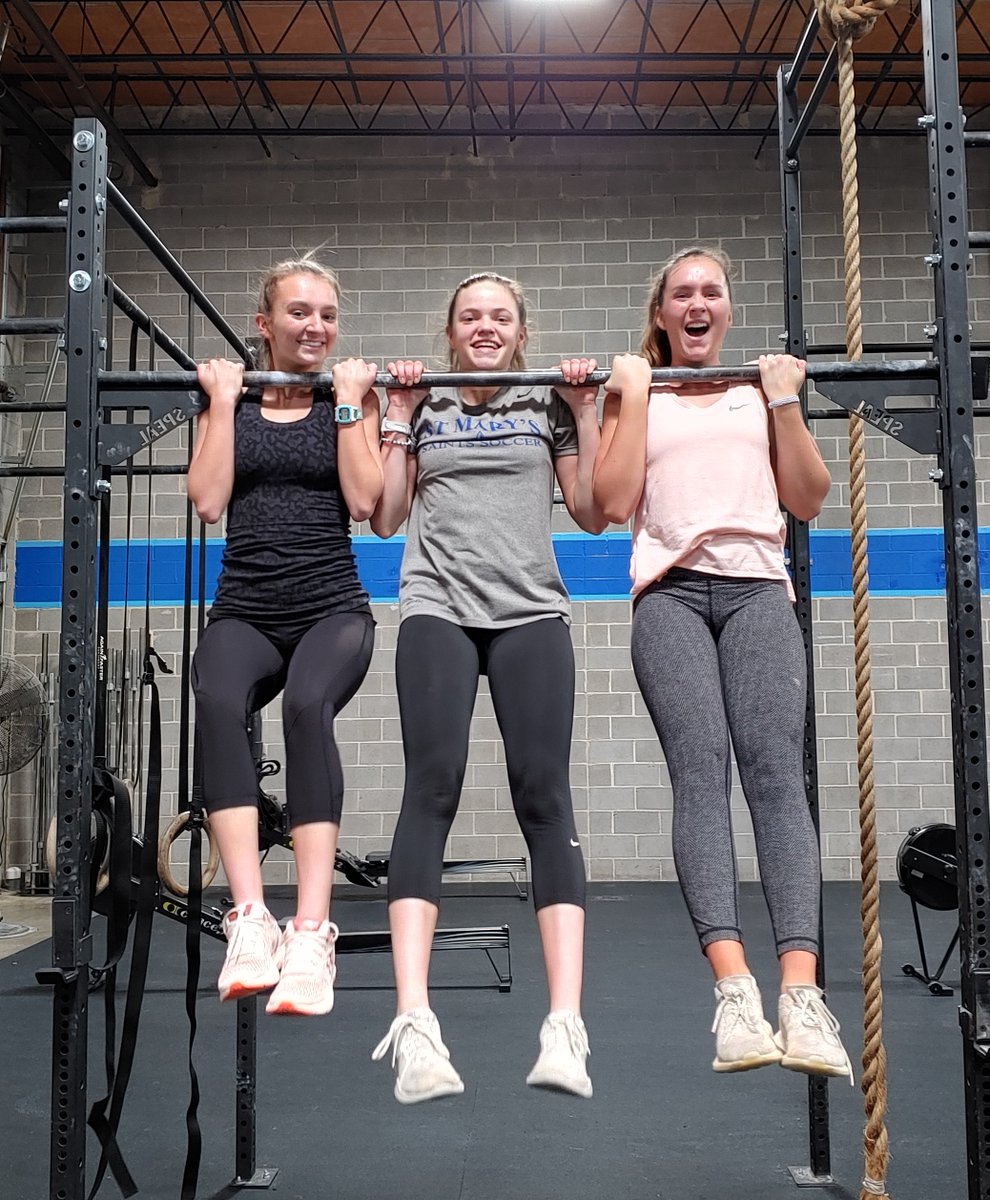TC_CrossFit's tweet photo. Friends make the best workout buddies! They can be old friends or new! Come in and have a great workout with great friends!!
#truecorecrossfit #truecorecrew #crossfit #workout #workoutfriends #annapolis #healthyannapolis #annapolisgym #healthy #strong #motivationalmonday #hwpo https://t.co/EoeN3MOdFK
