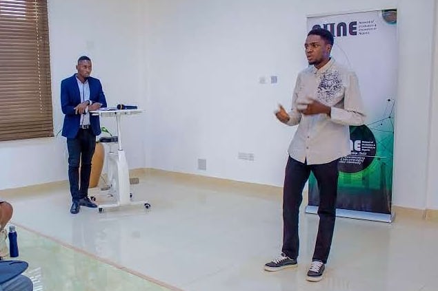 Infonineorg's tweet photo. Moments from the TNE IMPACT AWARDS 2020
.
The top entrepreneurs @TrashMonger @Experisimmerse Nutrihit cafe and Eon foods during a short pitch about their business and the impact they create in the society #impactawards2020 #innovation #MondayMotivation #Entrepreneurship https://t.co/OZ9TRWsIIA