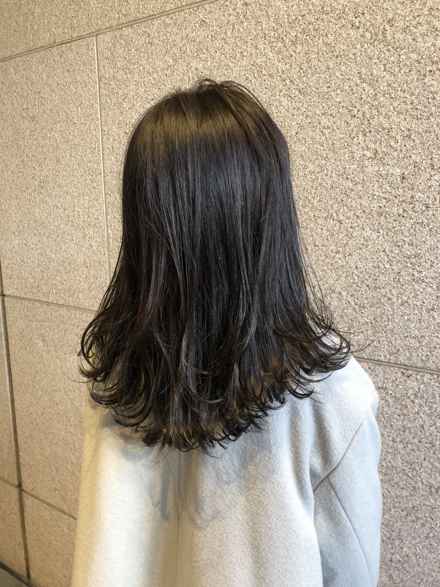 krmiiiii0919's tweet photo. 表参道で美容師してます🥰

ブリーチや派手髪エクステ得意です🥑
カラーしたい人いましたらぜひ🦙🔥

#原宿
#表参道
#カラーモデル
#エクステモデル
#ブリーチ https://t.co/DHsO5GF5YQ