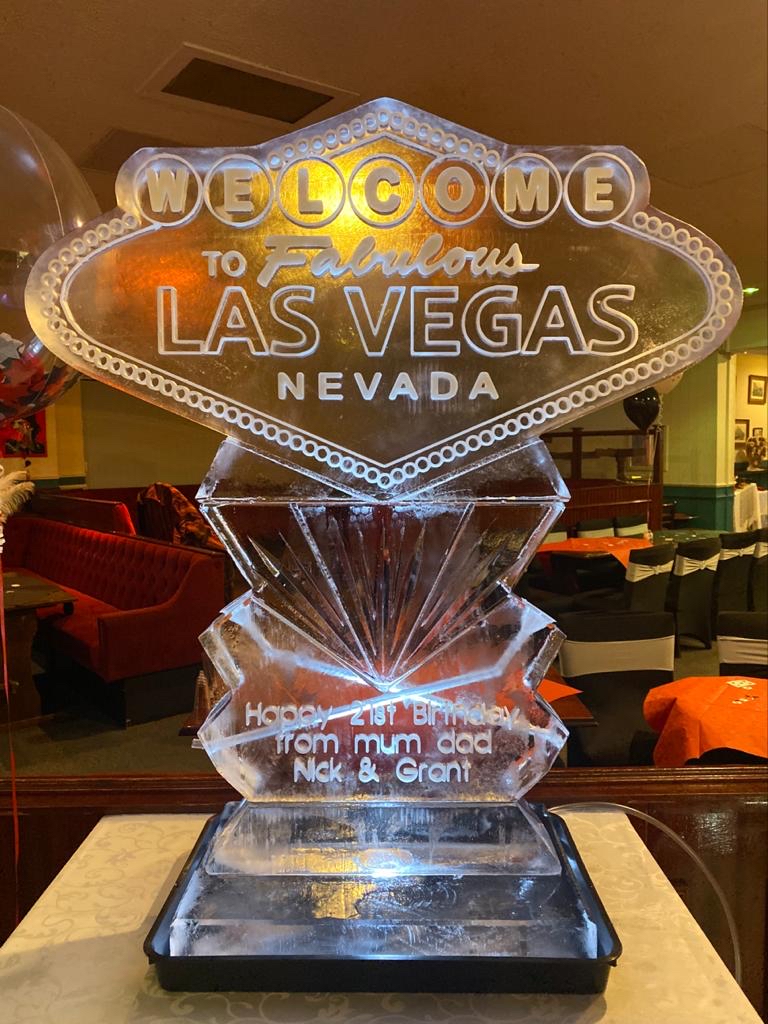 Vegas luges are always a popular choice for birthdays and wedding receptions! 👰🤵🏻❄️🥂🍾

#event #planner #wedding #bridal #weddingideas #hertfordshire #love #weddinggoals #bespoke #carving #icesculpture #artinice #carving #ice #bespoke #carver #coolideas #funkyice #nation ...