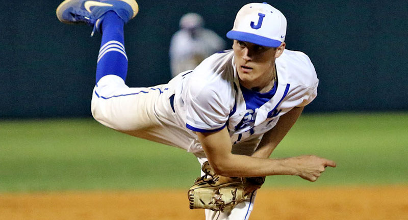 PG's Preseason No. 1 high school team, Tampa Jesuit, is returning an incredible amount of depth to a team that won a state title a year ago:

perfectgame.org/Articles/View.…