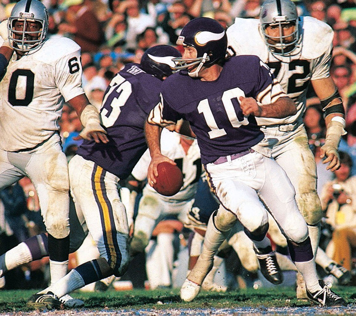Happy birthday to Vikings legend Fran Tarkenton  