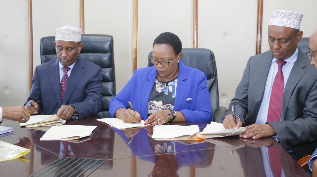 McgPress's tweet photo. @GovMohamudAli and @MOH_Kenya today signed an annual intergovernmental participation agreement (IPA) that will scale up Universal Health Coverage. The deal comprises of 59.6M which will cover equipment,essential materials and capacity building where 61 interns will be catered for https://t.co/1ZAnzRclk9