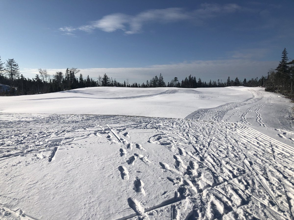 SCOTIAXC's tweet photo. The range @linksatbrunello - good skiing.#GOTrails https://t.co/WRH0sY4yVK