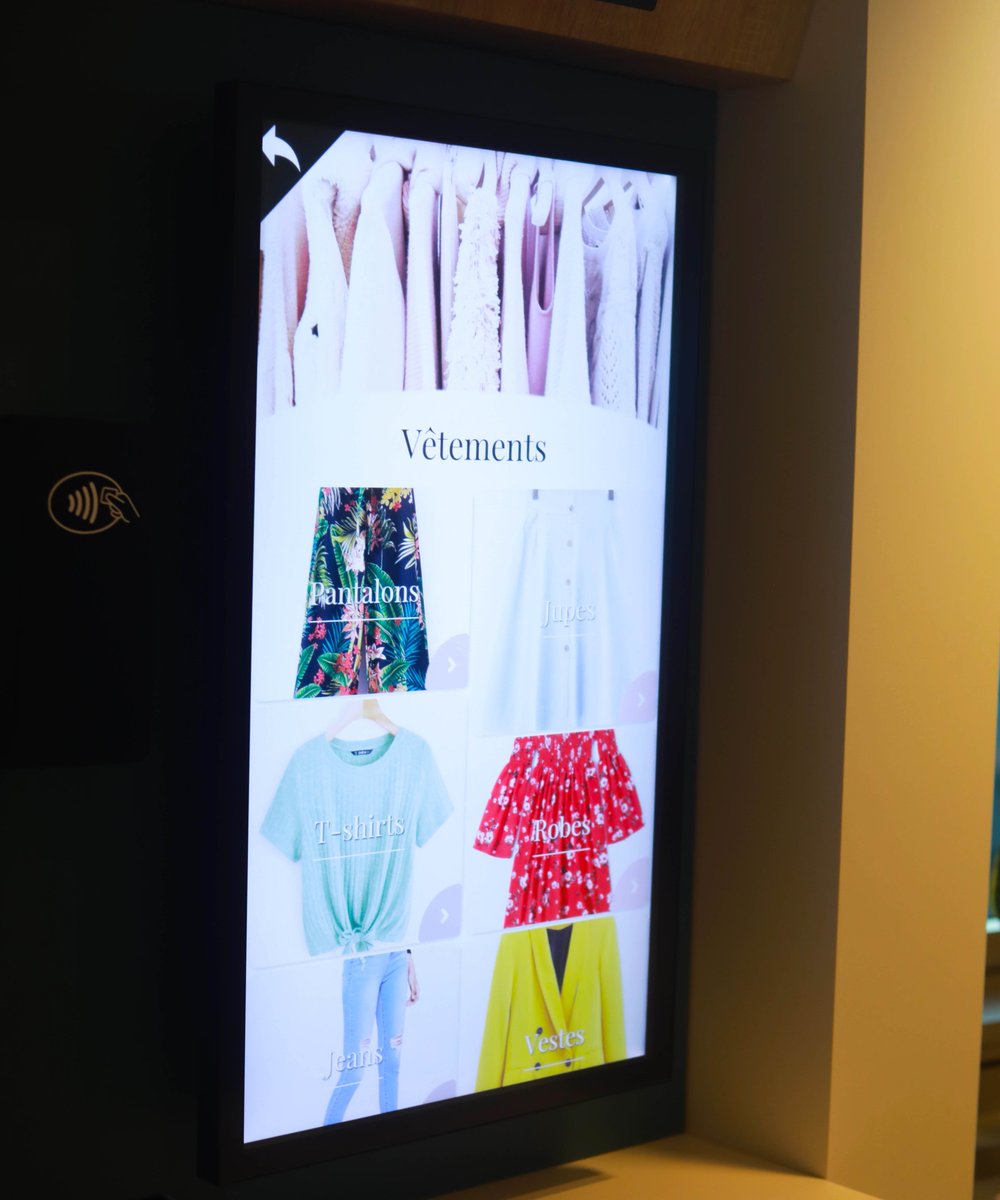 IMPERIATEC_COM's tweet photo. Ne manquez pas l'occasion !
Venez découvrir au showroom de #Samsung, comment IMPERIATEC et SAMSUNG révolutionnent le point de vente.
Cliquez sur le lien ci-dessous pour prendre votre rendez vous :
https://t.co/sHwrSUO6DF

#technologie #integrateur #solutions #ia https://t.co/9UHzcSiW19