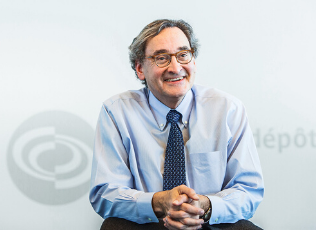 PubPolicy_Munk's tweet photo. PUBLIC POLICY STUDENTS: Come out on Wednesday to meet Michael Sabia, the new Director of @munkschool. He'll be in conversation with Munk School students from 5:30 - 6:30 PM. Register now: https://t.co/nn02Dszu4A https://t.co/LoJkZrcEOK