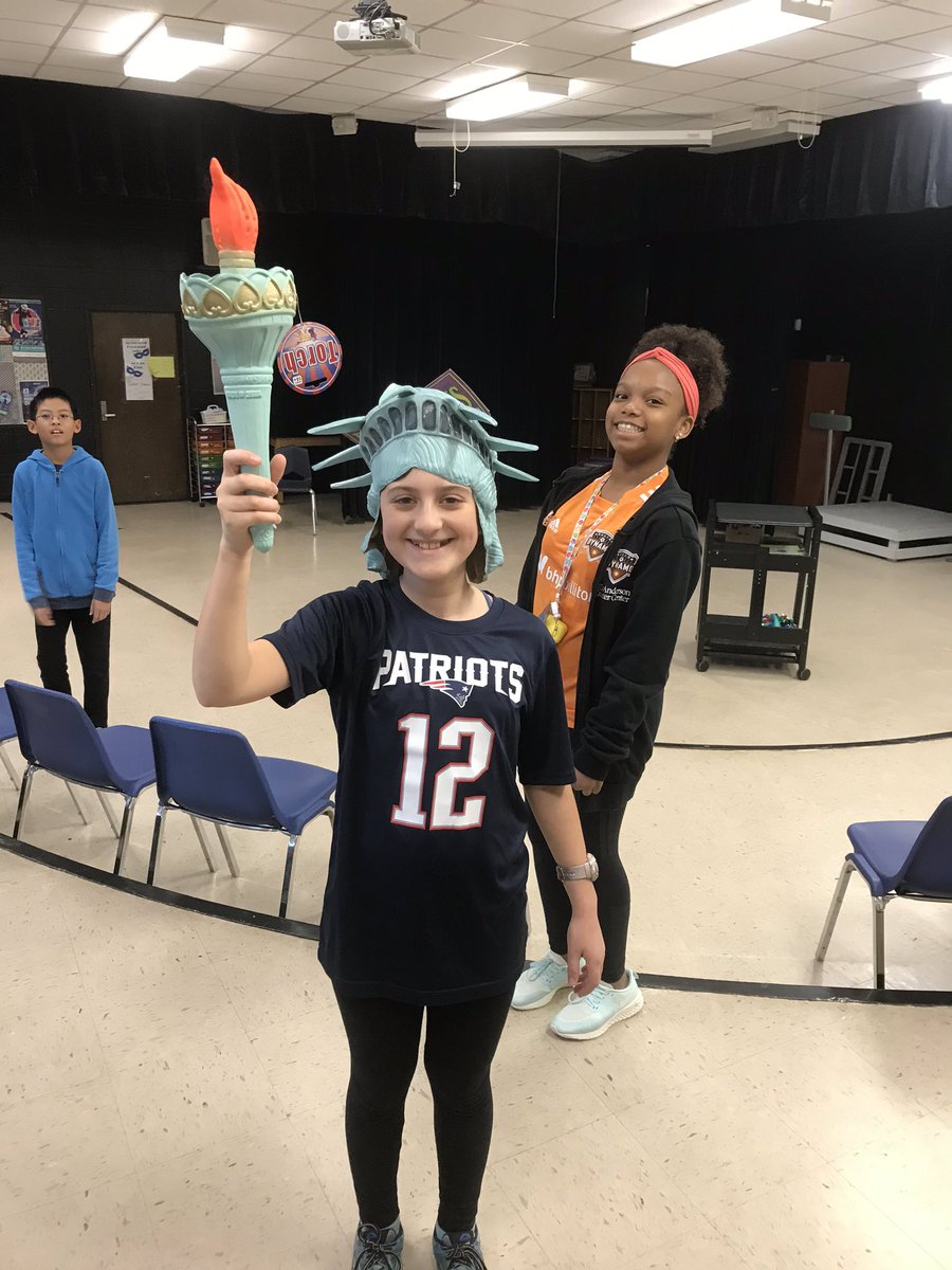 Props are starting to arrive. You can still help. amazon.com/hz/wishlist/ls…