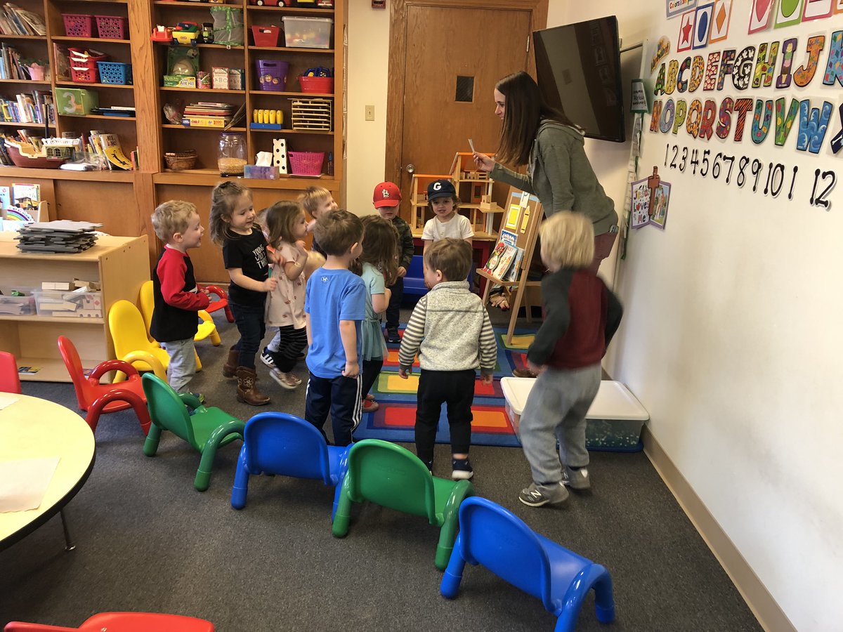CCLSKennedy's tweet photo. We used visual cues to move like a penguin! 🐧 https://t.co/37vHUf8dYF
