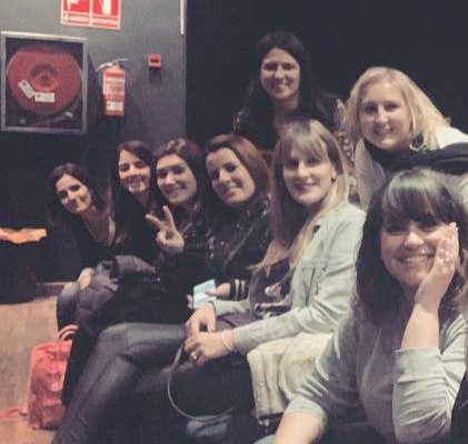 Escola_Alberich's tweet photo. El departament de llengua anglesa de l'escola ja reflexiona quines actuacions implementar després de l'@APAC_ELT. Tres dies compartint i aprenent a partir del lema #GoingGlobal #APACELT20 #APAC https://t.co/Up8fugwrLA