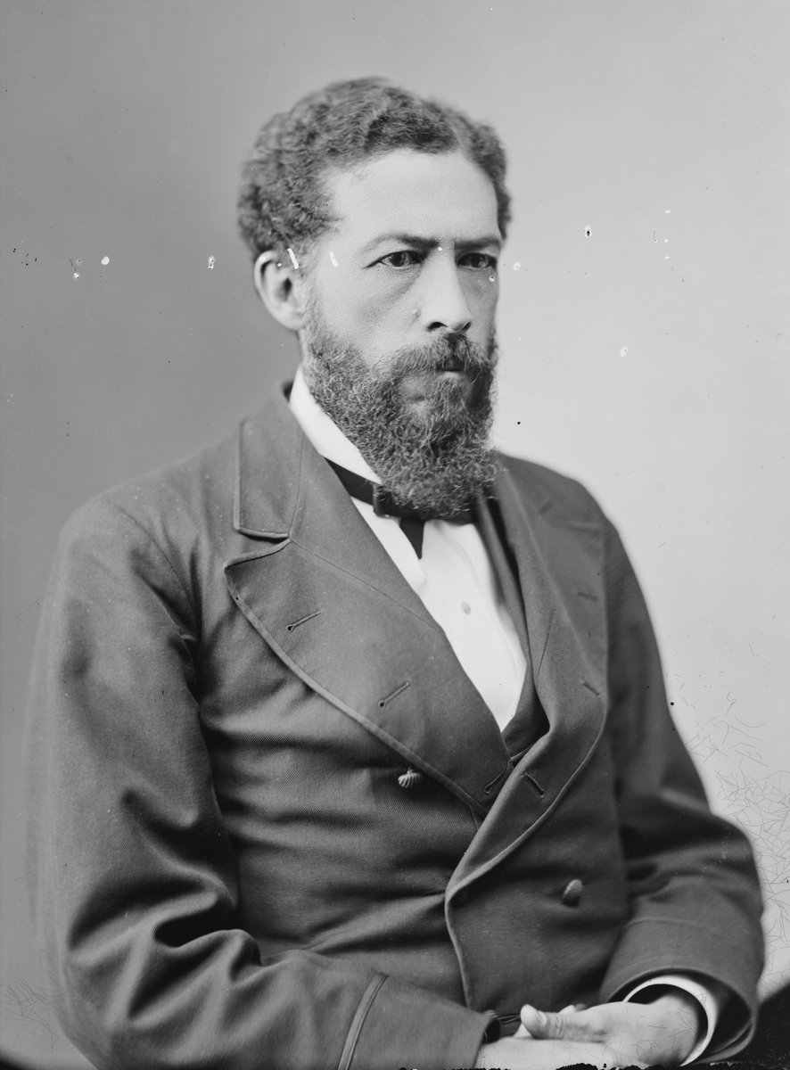 truthinflorence's tweet photo. John Mercer Langston was the first black man to become a lawyer when he passed the bar in Ohio in 1854. 

#SojournerTruth #BlackHistoryMonth #CivilRights #AfricanAmerican #Equality https://t.co/brT6xOa878